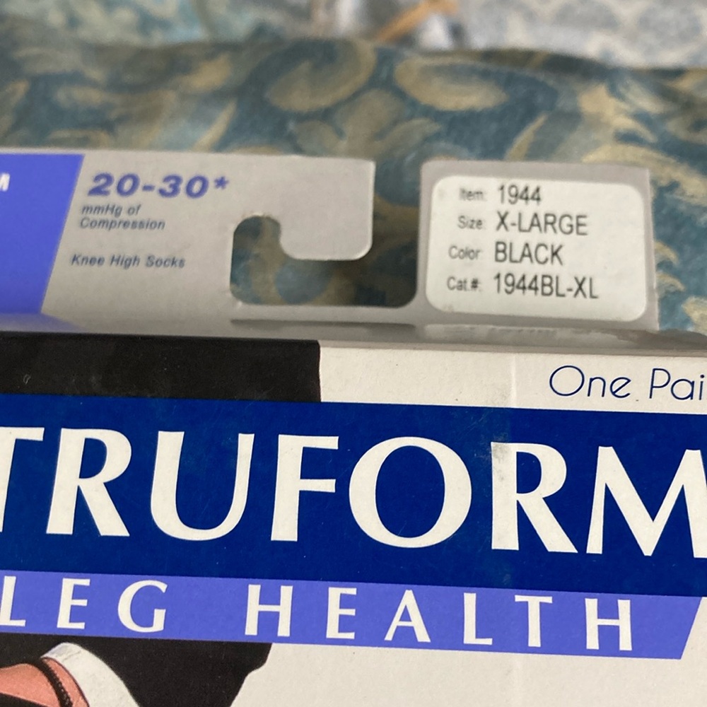 2 for the price of 1 TRUFORM Leg Health Men’s Dress Socks
